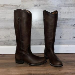 FRYE women’s tall boots size 7 Melissa Button Lug